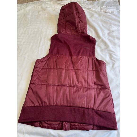 The North Face Woman's Hooded Vest - Picture 4 of 6